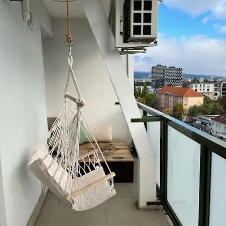 Apartment Cozy Vibe With Amazing Terrace Near Main Stadiums Bratislava