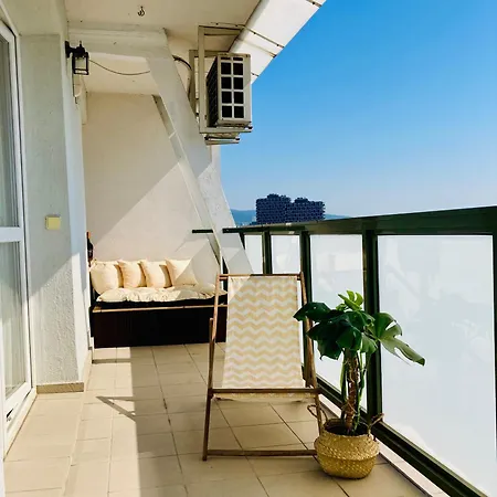 Cozy Vibe With Amazing Terrace Near Main Stadiums *