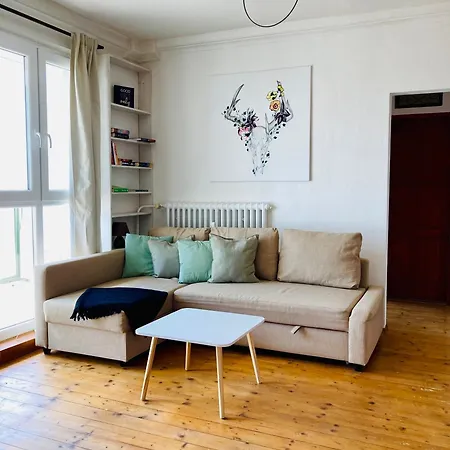 Apartment Cozy Vibe With Amazing Terrace Near Main Stadiums Bratislava