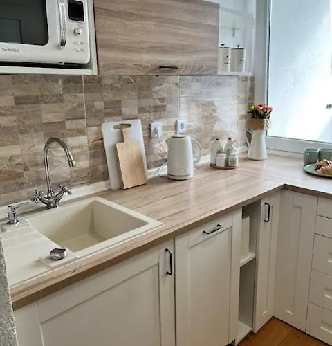 Cute With Amazing Balcony Near Center Apartament *