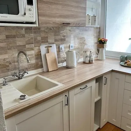 Cute With Amazing Balcony Near Center Apartmán *