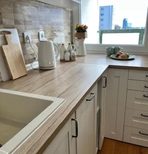 דירה Cute With Amazing Balcony Near Center *