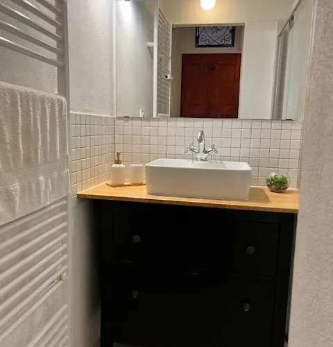 Cute With Amazing Balcony Near Center * ברטיסלאבה