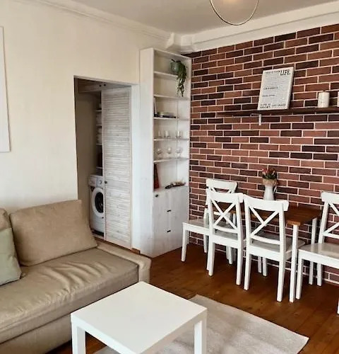 Cute With Amazing Balcony Near Center * ברטיסלאבה